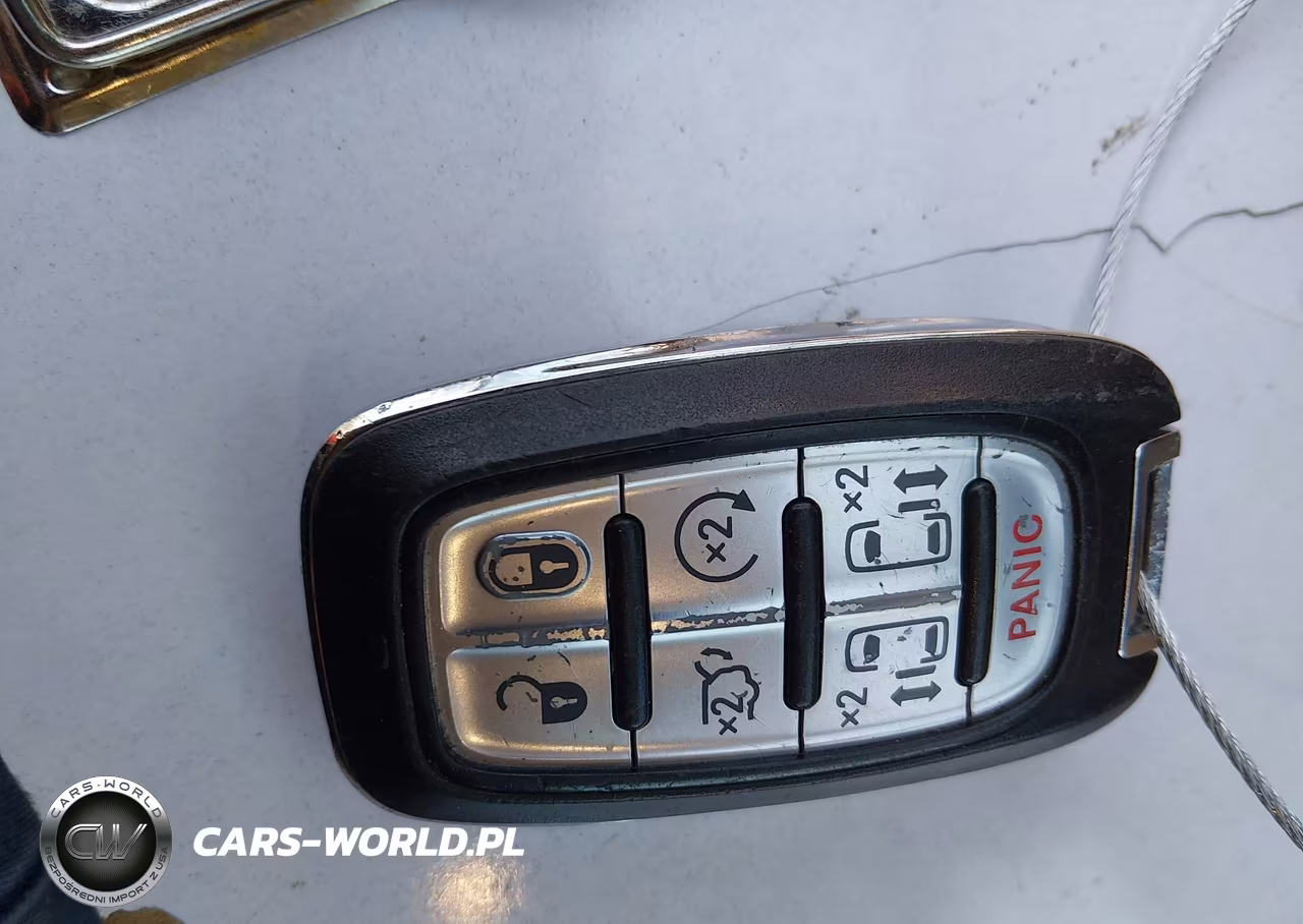 2020 Chrysler Voyager Lxi VIN:2C4RC1DG3LR257482 - 11