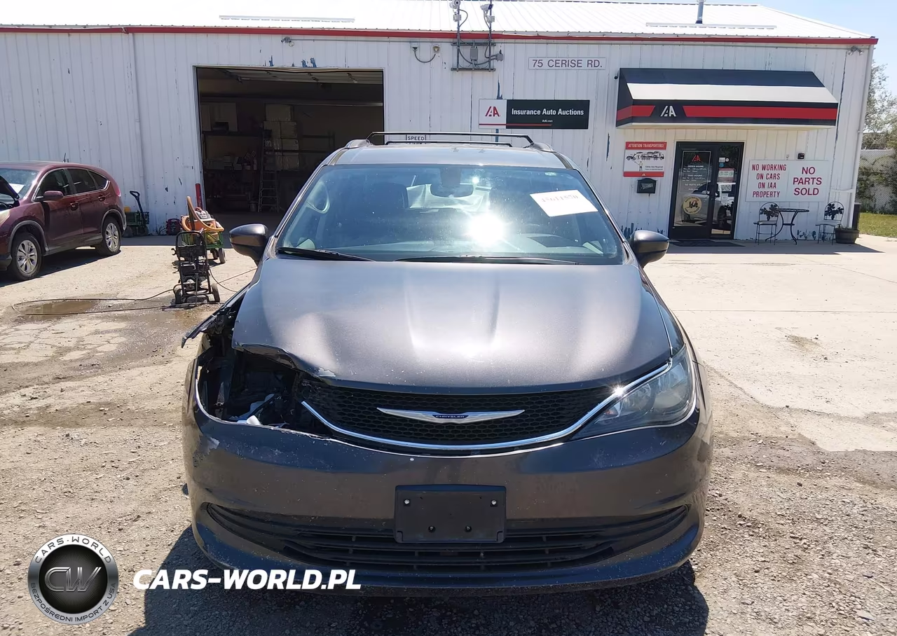 2020 Chrysler Voyager Lxi VIN:2C4RC1DG3LR257482 - 12