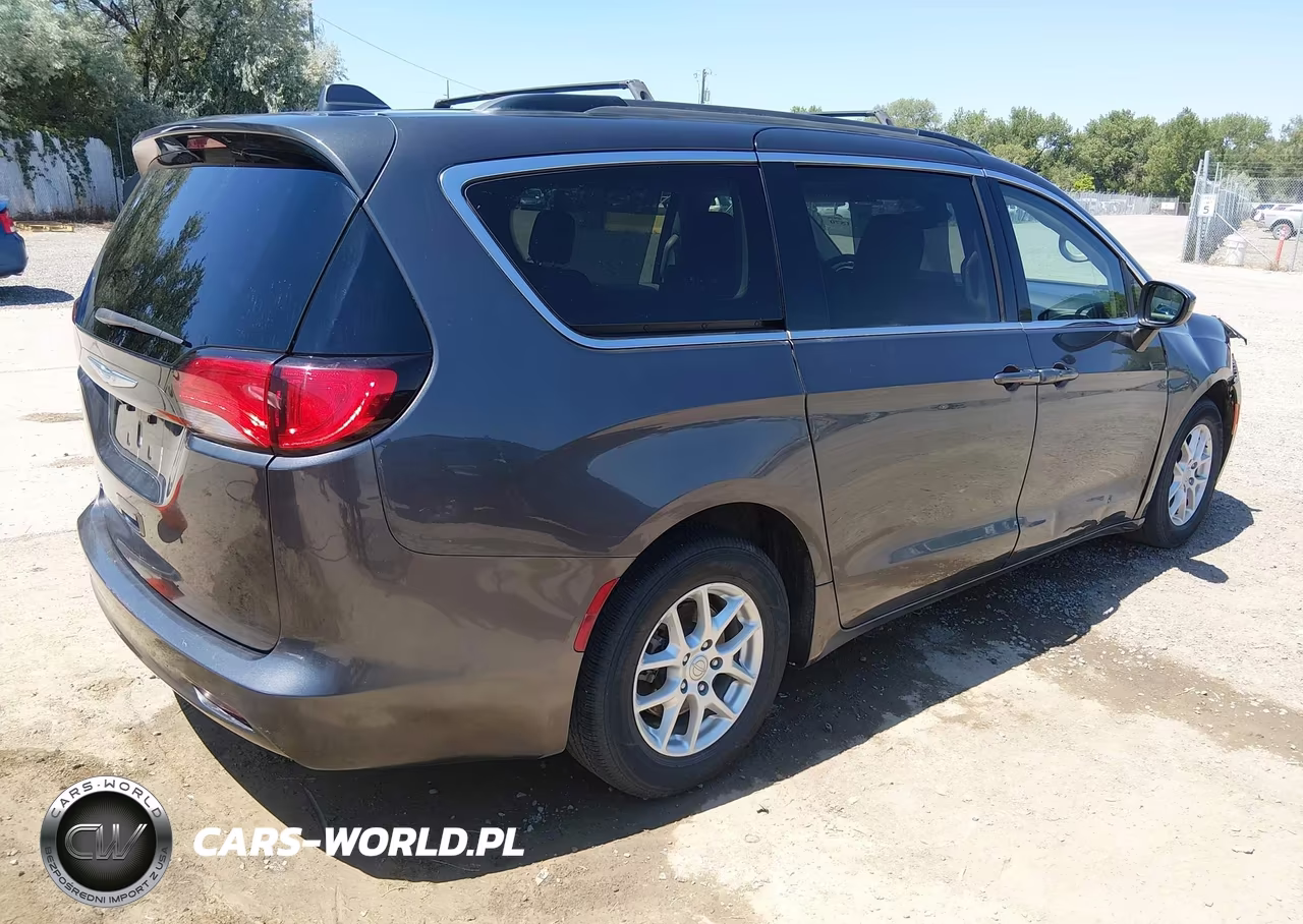 2020 Chrysler Voyager Lxi VIN:2C4RC1DG3LR257482 - 4