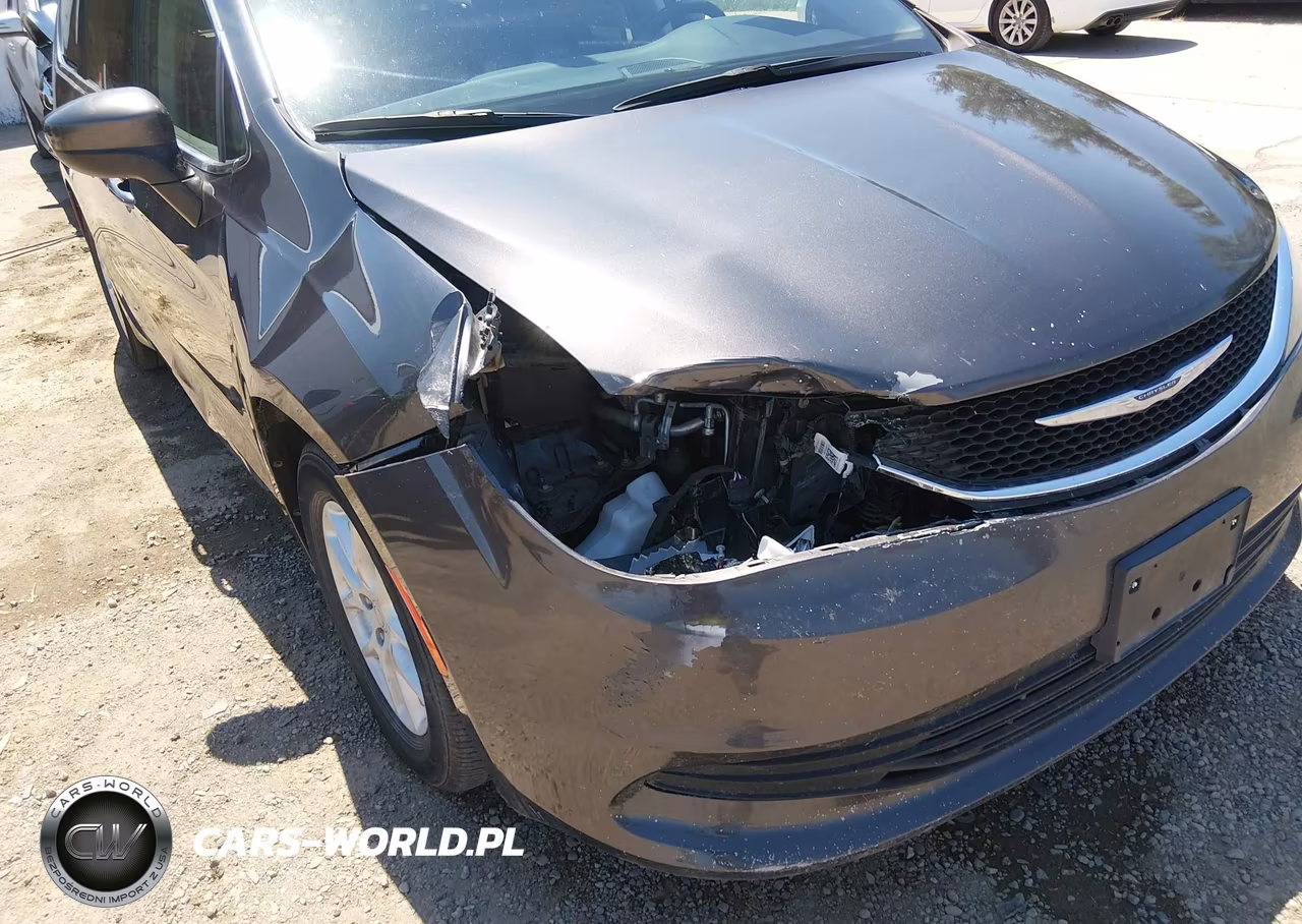 2020 Chrysler Voyager Lxi VIN:2C4RC1DG3LR257482 - 6