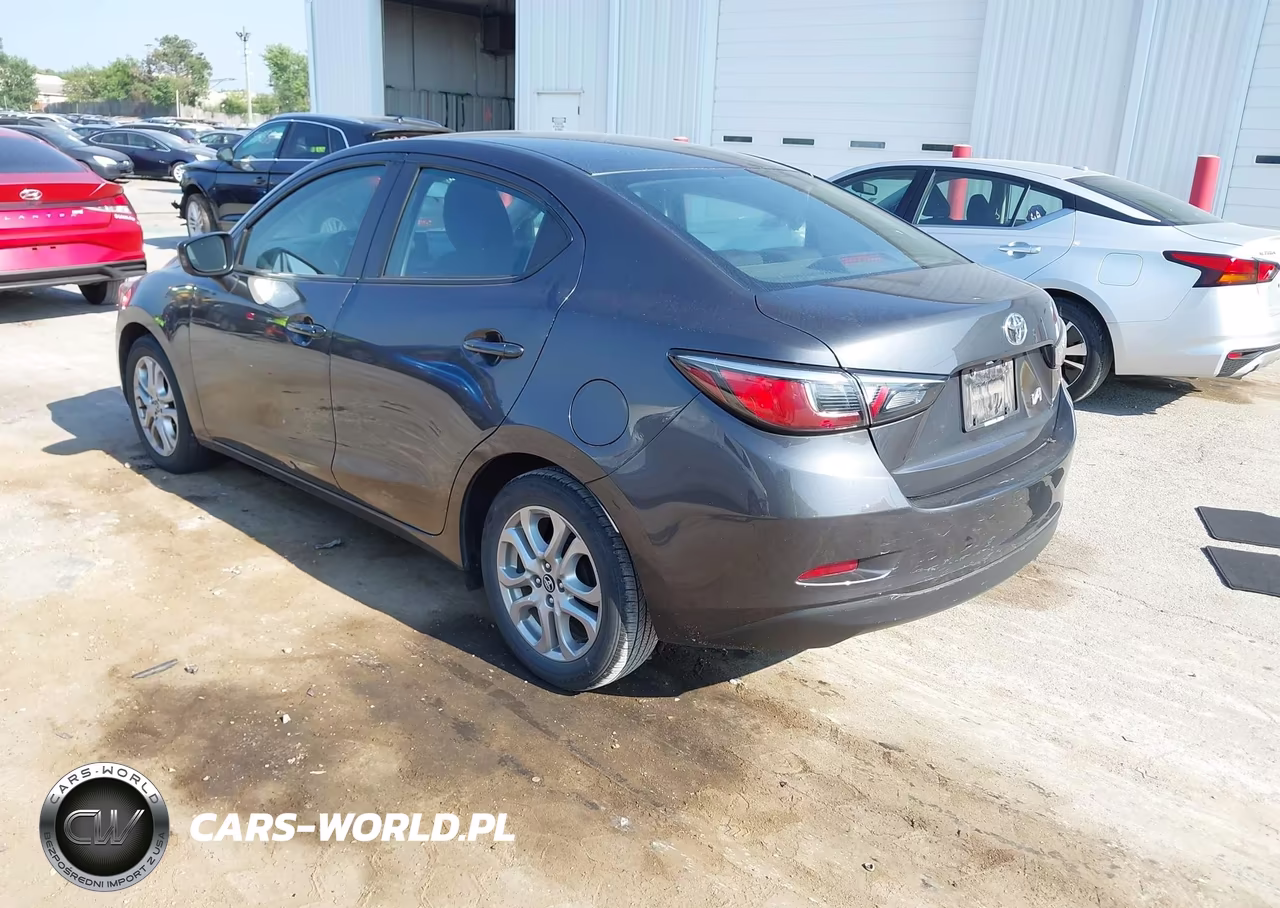 2017 Toyota Yaris Ia VIN:3MYDLBYV4HY166089 - 3