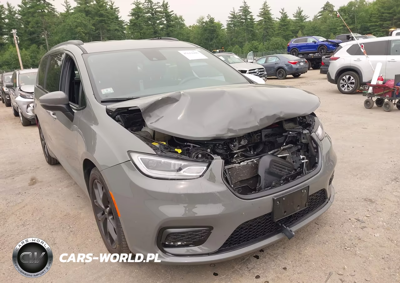 2023 Chrysler Pacifica Touring L VIN:2C4RC1BG6PR508973 - 17