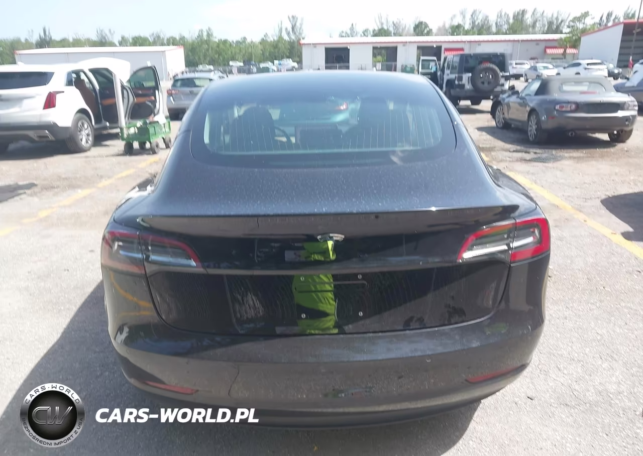2018 Tesla Model 3 Long Range-Mid Range VIN:5YJ3E1EA0JF089108 - 16