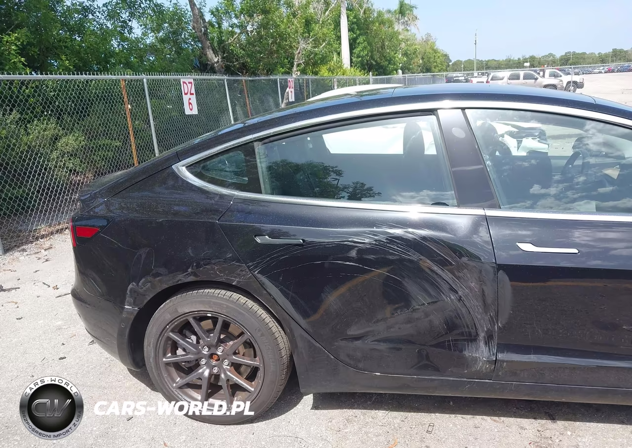 2018 Tesla Model 3 Long Range-Mid Range VIN:5YJ3E1EA0JF089108 - 6