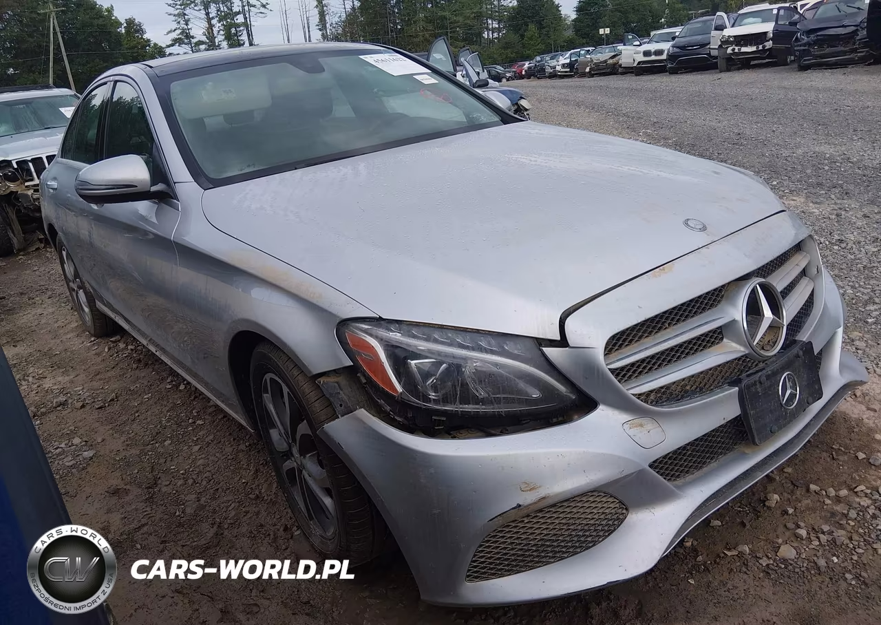2016 Mercedes-Benz C 300 4Matic – zdjęcie 1 z 18