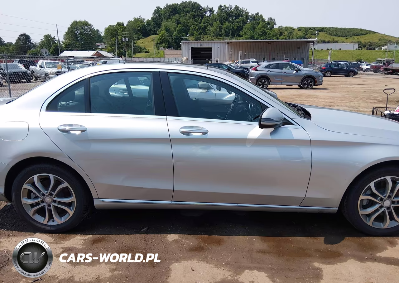 2016 Mercedes-Benz C 300 4Matic VIN:55SWF4KB6GU096872 - 14