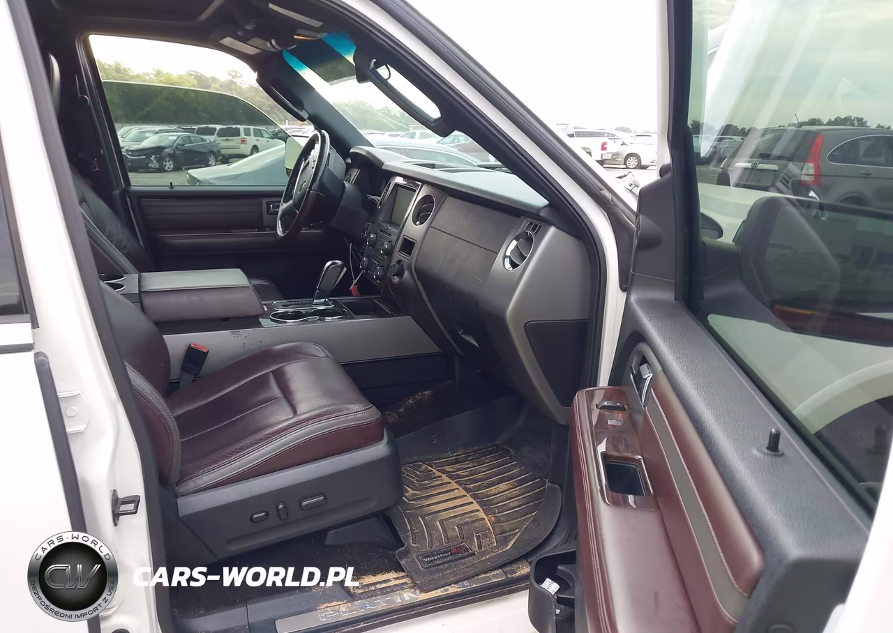 2015 Ford Expedition Platinum VIN:1FMJU1LTXFEF13462 - 5