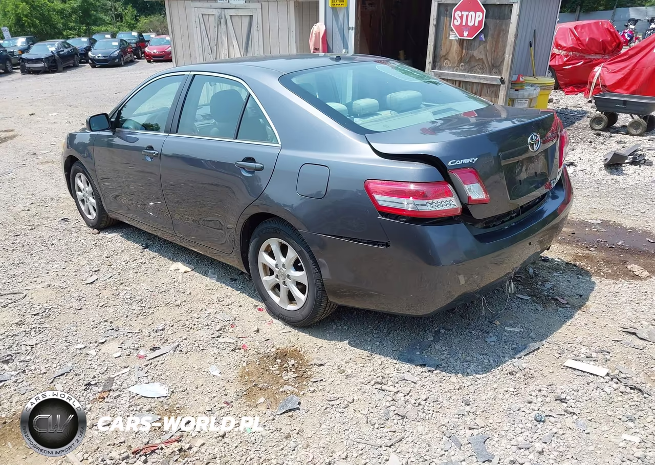 2011 Toyota Camry Le VIN:4T1BF3EK7BU705937 - 3