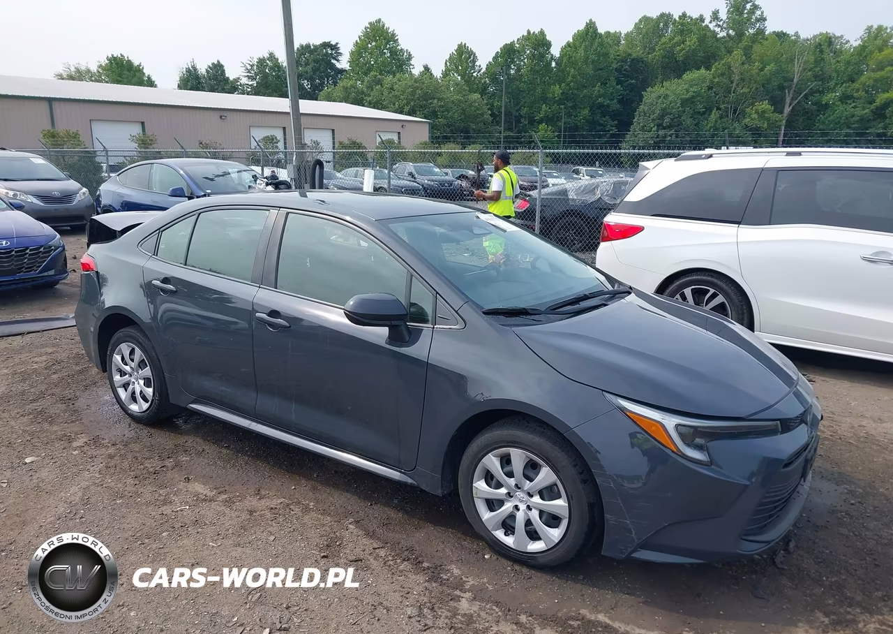 2023 Toyota Corolla Hybrid Le – zdjęcie 1 z 17