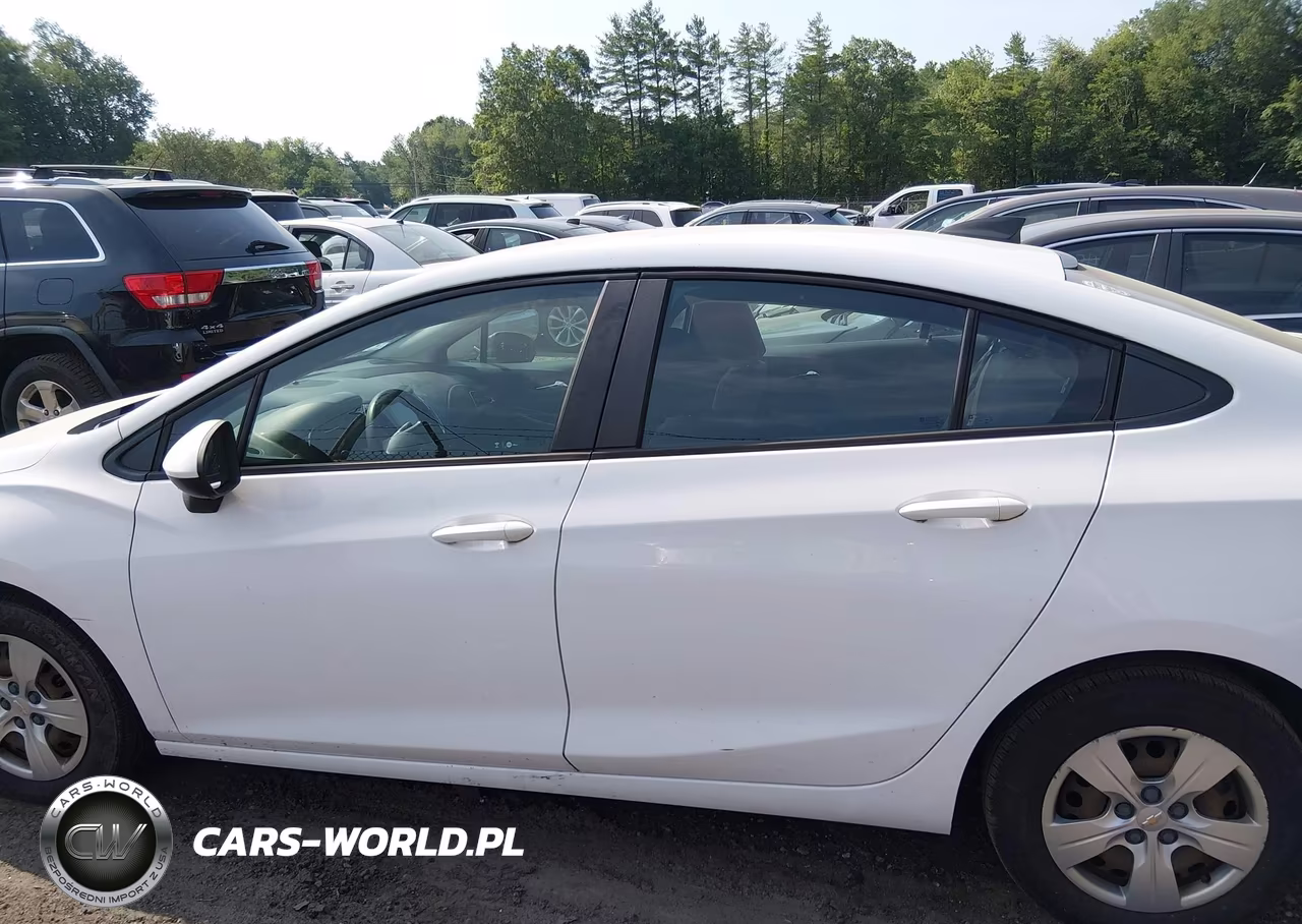 2018 Chevrolet Cruze Ls Auto VIN:1G1BC5SM0J7134182 - 14
