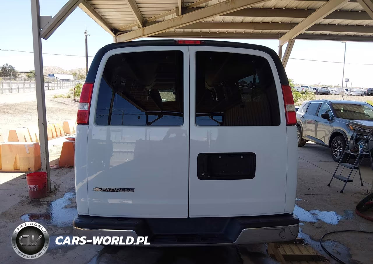 2018 Chevrolet Express 3500 Lt VIN:1GAZGPFG5J1286514 - 16