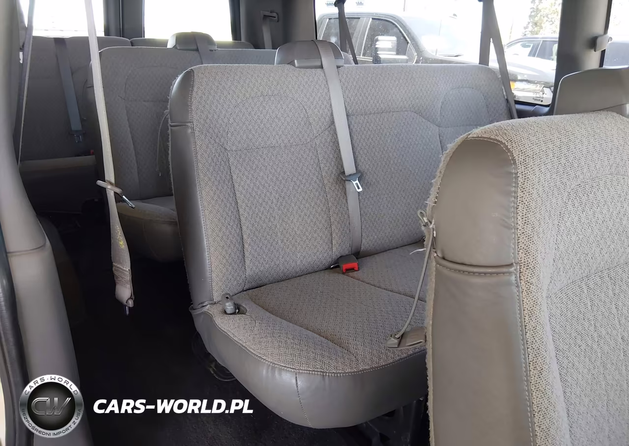 2018 Chevrolet Express 3500 Lt VIN:1GAZGPFG5J1286514 - 8