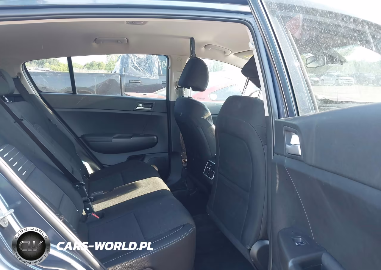 2020 Kia Sportage Lx VIN:KNDPMCAC5L7793868 - 8
