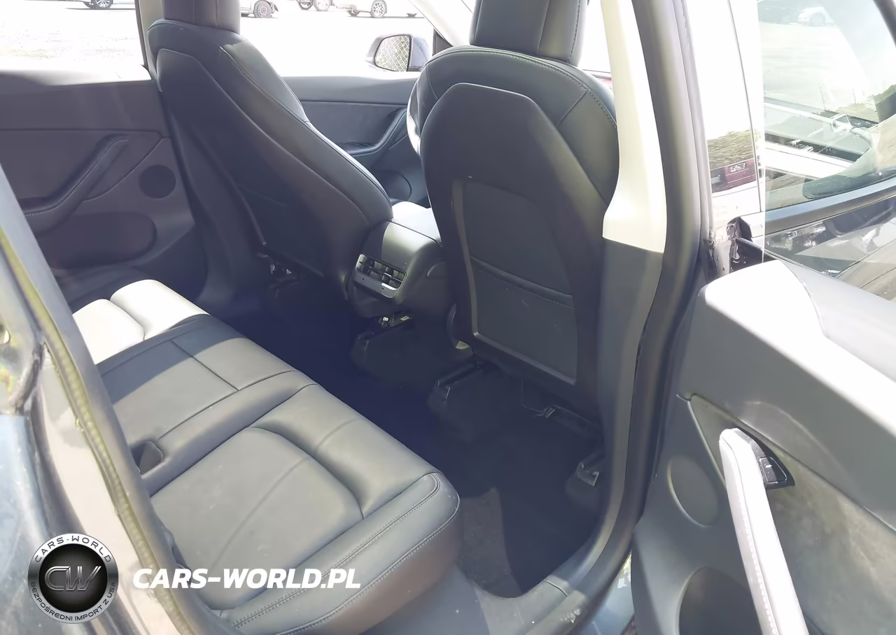 2020 Tesla Model Y Long Range Dual Motor All-Wheel Drive VIN:5YJYGDEE4LF010966 - 8