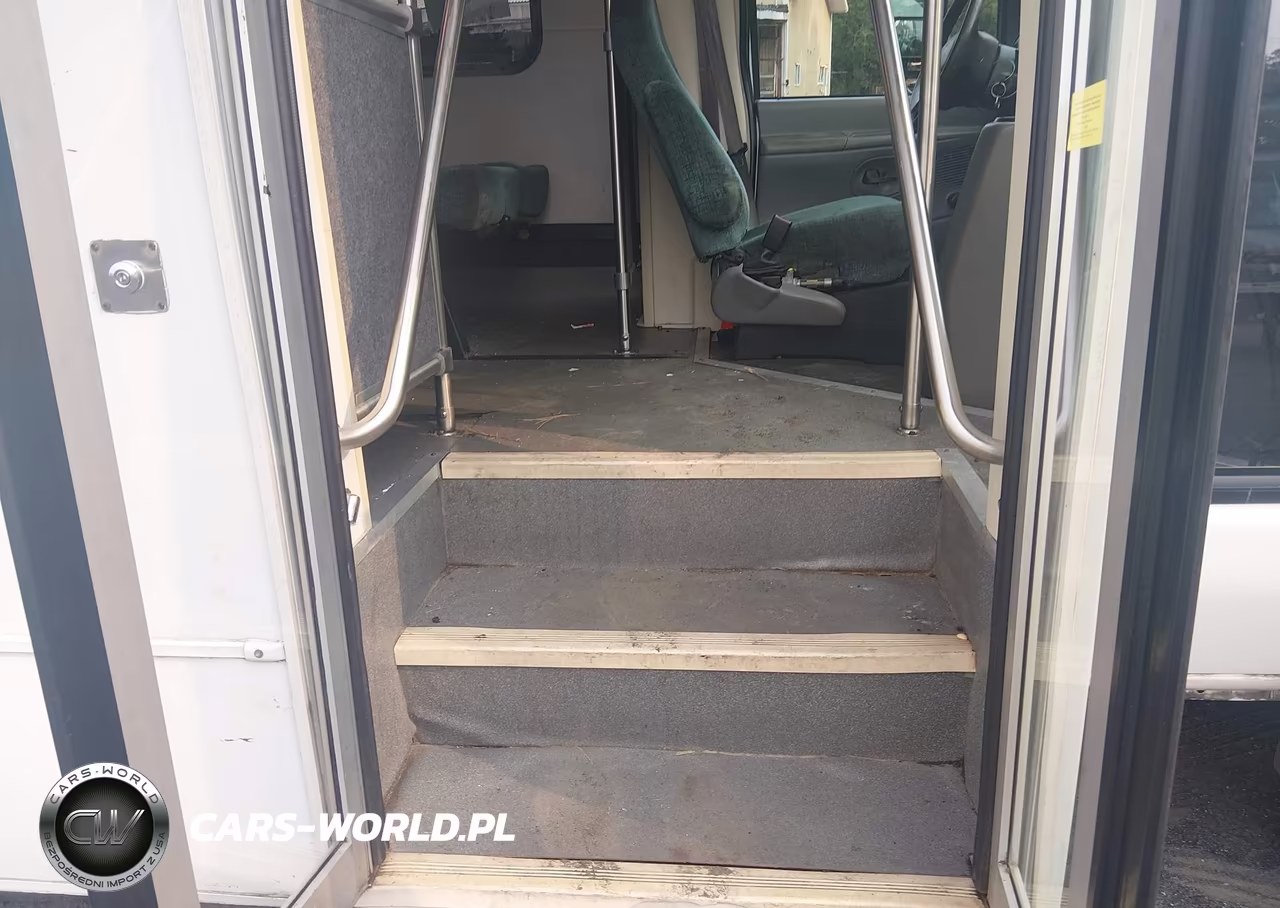 2008 Ford Econoline Commercial Cutaway VIN:1FD4E45S68DB59335 - 7