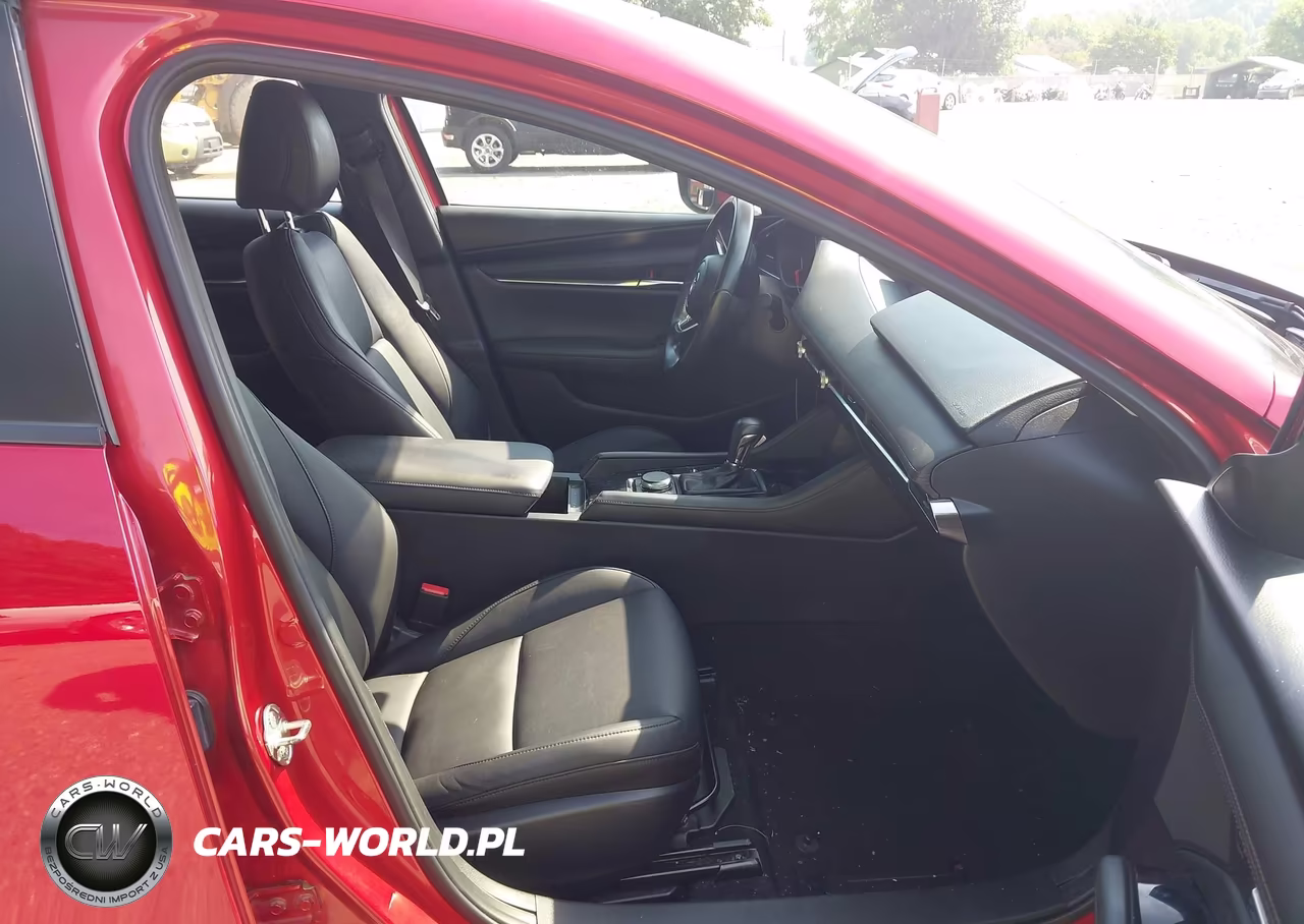 2019 Mazda Mazda3 Select Package VIN:JM1BPACL1K1111847 - 5