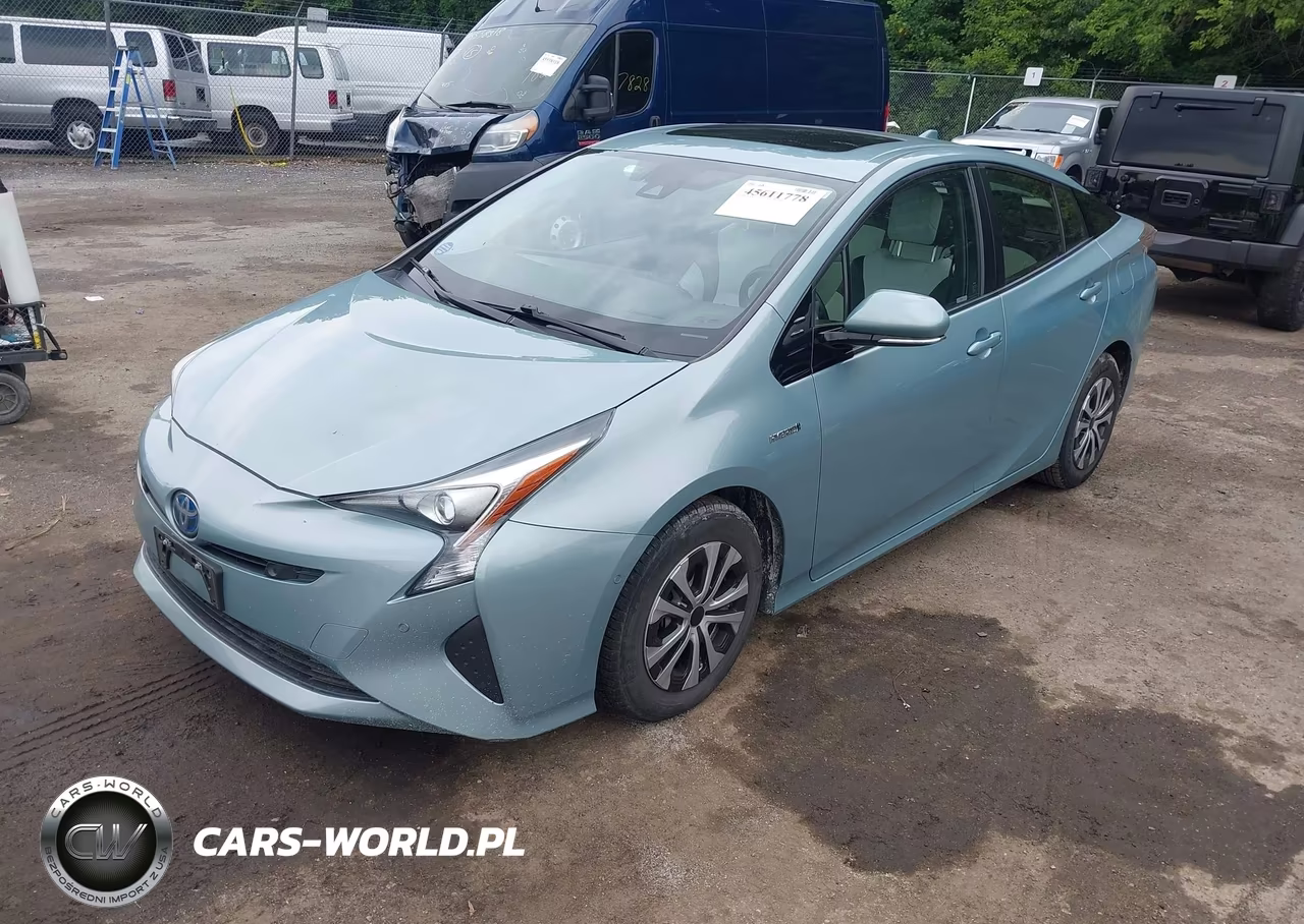 2018 Toyota Prius Four VIN:JTDKARFU9J3547885 - 2