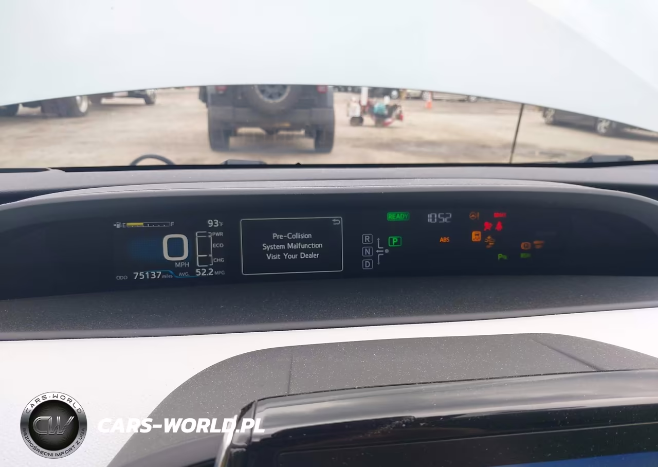 2018 Toyota Prius Four VIN:JTDKARFU9J3547885 - 7