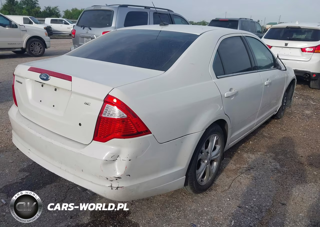 2012 Ford Fusion Se VIN:3FAHP0HA5CR219087 - 4