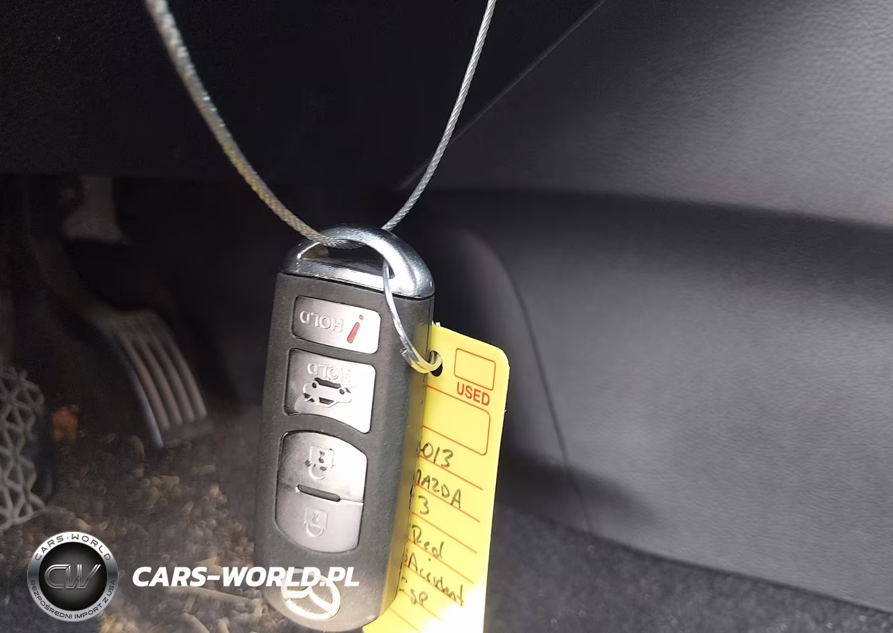 2013 Mazda Mazda3 I Grand Touring VIN:JM1BL1WP5D1740041 - 11