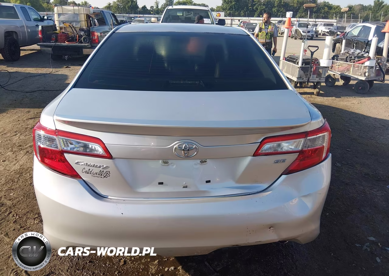 2014 Toyota Camry Se VIN:4T1BF1FKXEU323134 - 6
