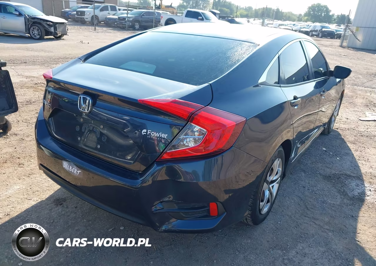 2018 Honda Civic Lx VIN:2HGFC2F57JH550083 - 4