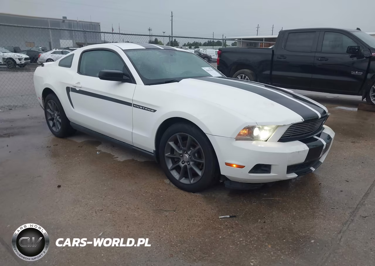 2011 Ford Mustang V6 Premium