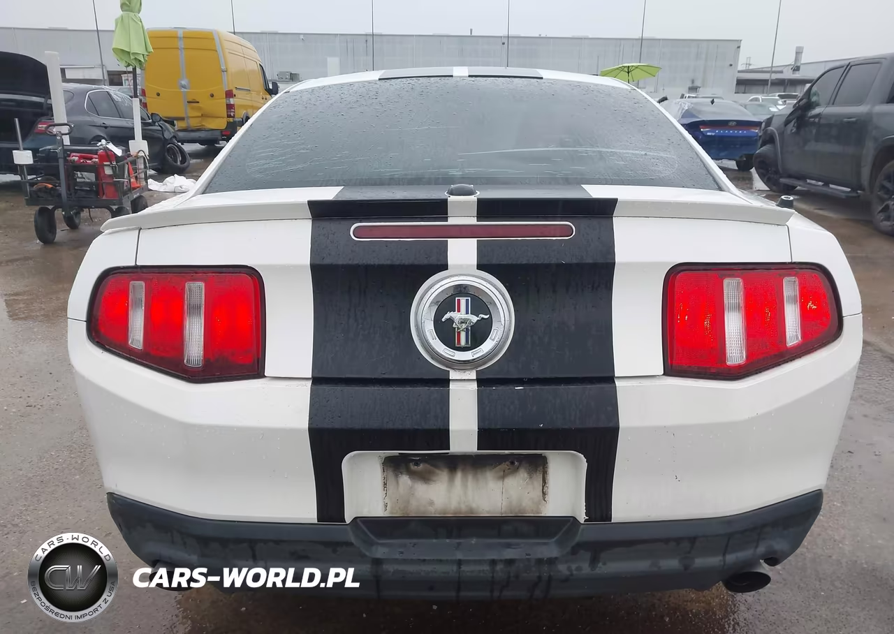 2011 Ford Mustang V6 Premium VIN:1ZVBP8AM1B5157060 - 17