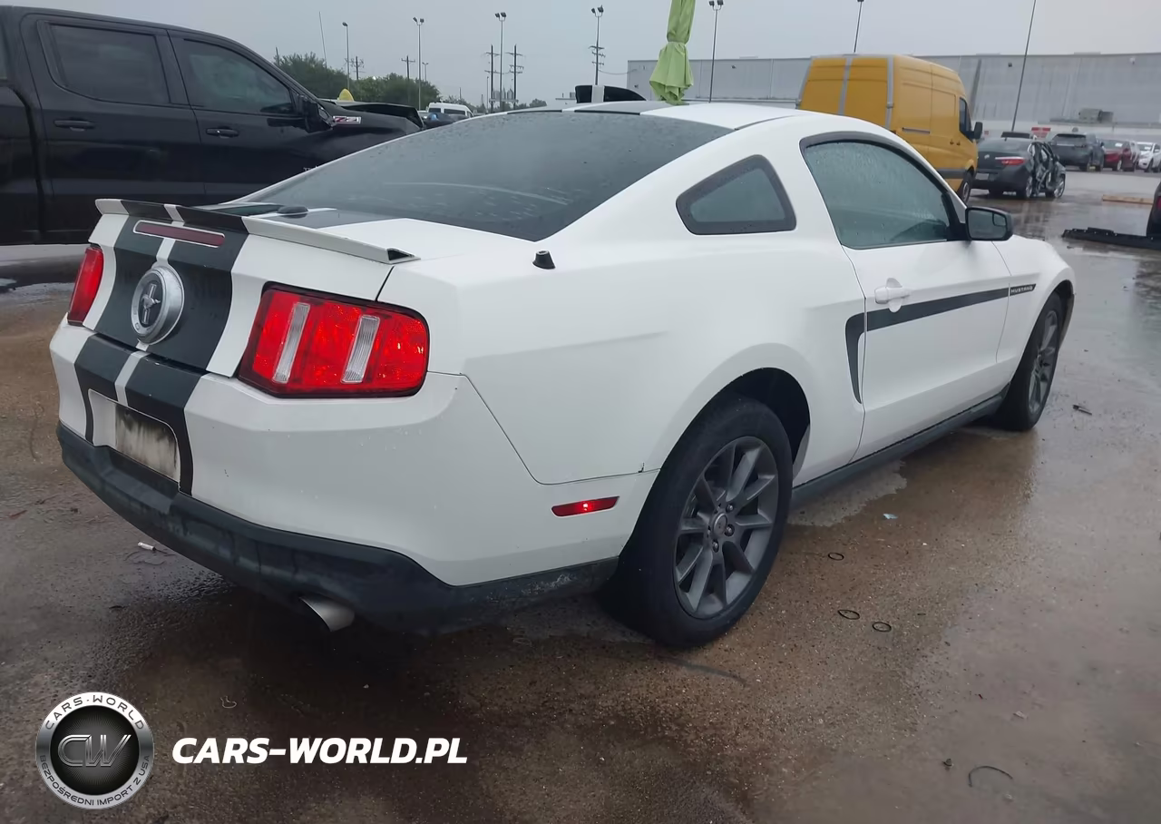 2011 Ford Mustang V6 Premium VIN:1ZVBP8AM1B5157060 - 4