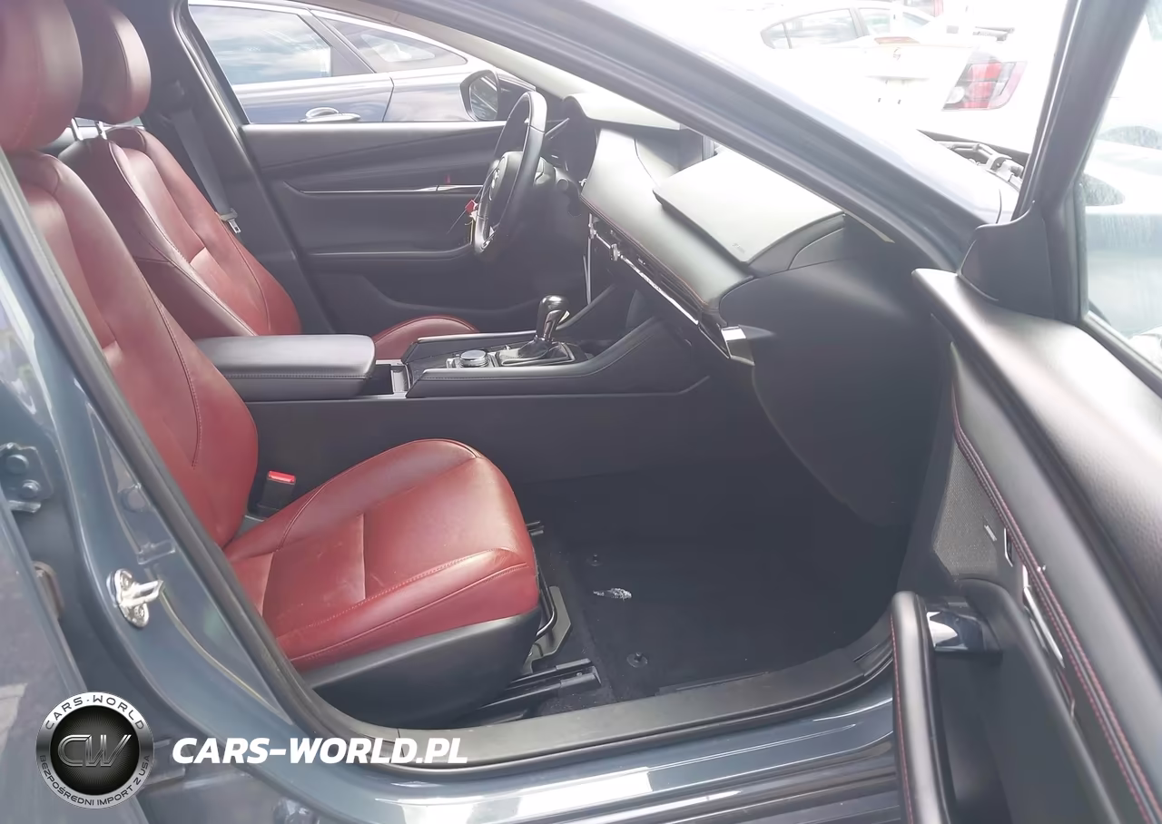 2023 Mazda Mazda3 2.5 S Carbon Edition VIN:3MZBPACM0PM382317 - 5