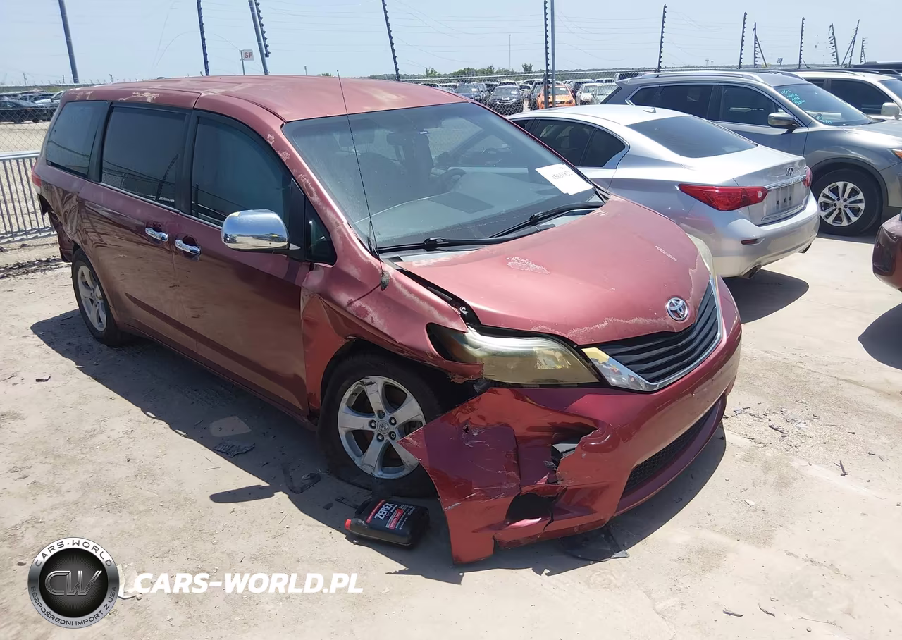 2013 Toyota Sienna L V6 7 Passenger – zdjęcie 1 z 22