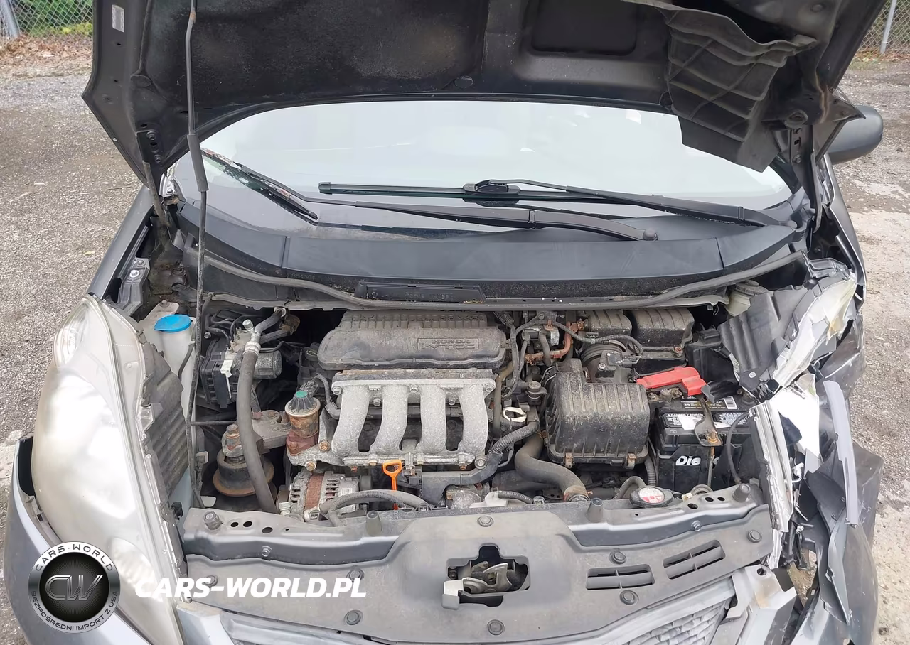 2013 Honda Fit VIN:JHMGE8H36DC067637 - 10