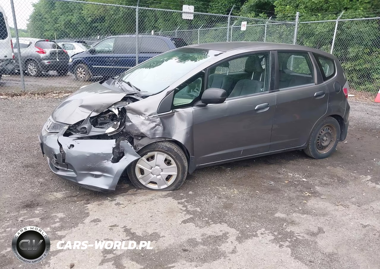 2013 Honda Fit VIN:JHMGE8H36DC067637 - 2