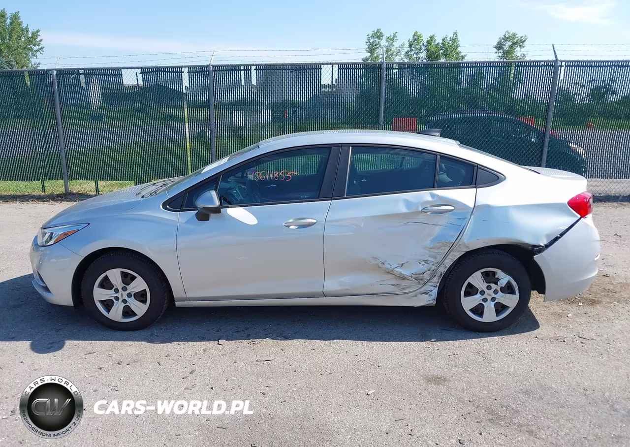 2018 Chevrolet Cruze Ls Auto VIN:1G1BC5SM3J7209859 - 14