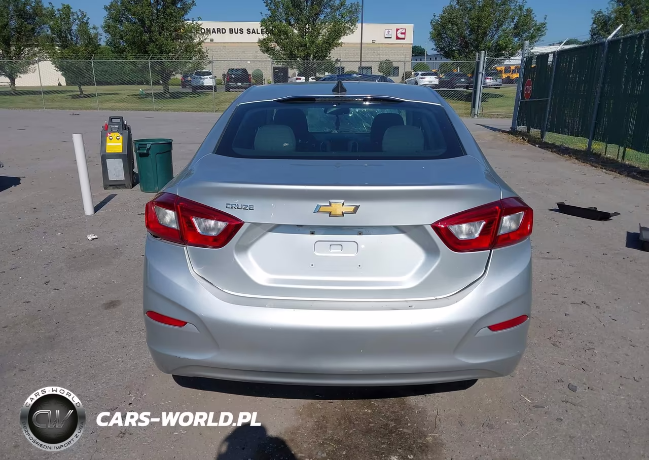 2018 Chevrolet Cruze Ls Auto VIN:1G1BC5SM3J7209859 - 16