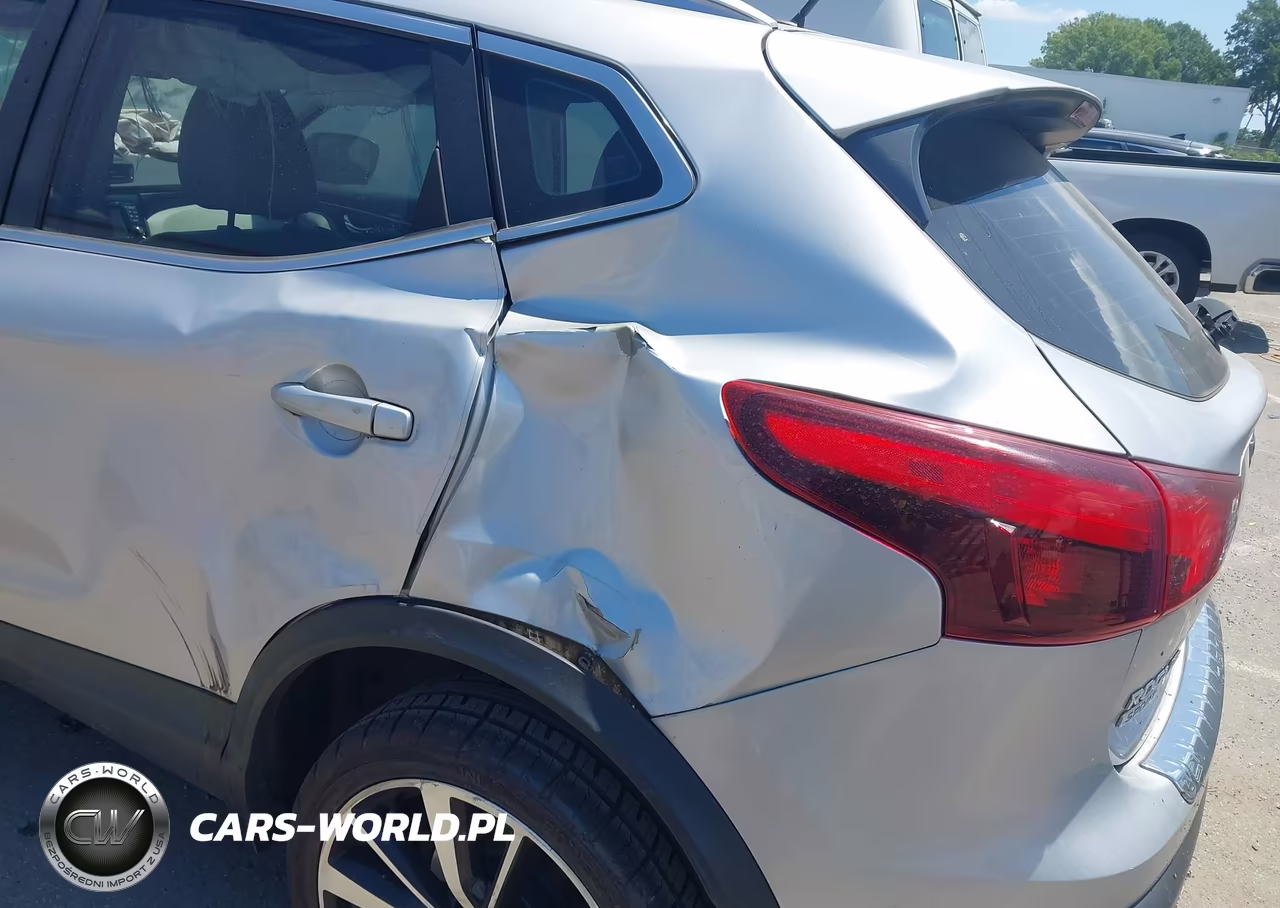 2018 Nissan Rogue Sport Sl VIN:JN1BJ1CP4JW190293 - 17