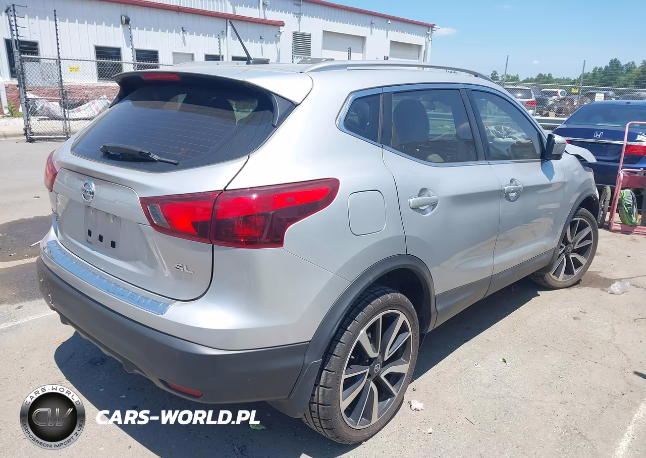2018 Nissan Rogue Sport Sl VIN:JN1BJ1CP4JW190293 - 4