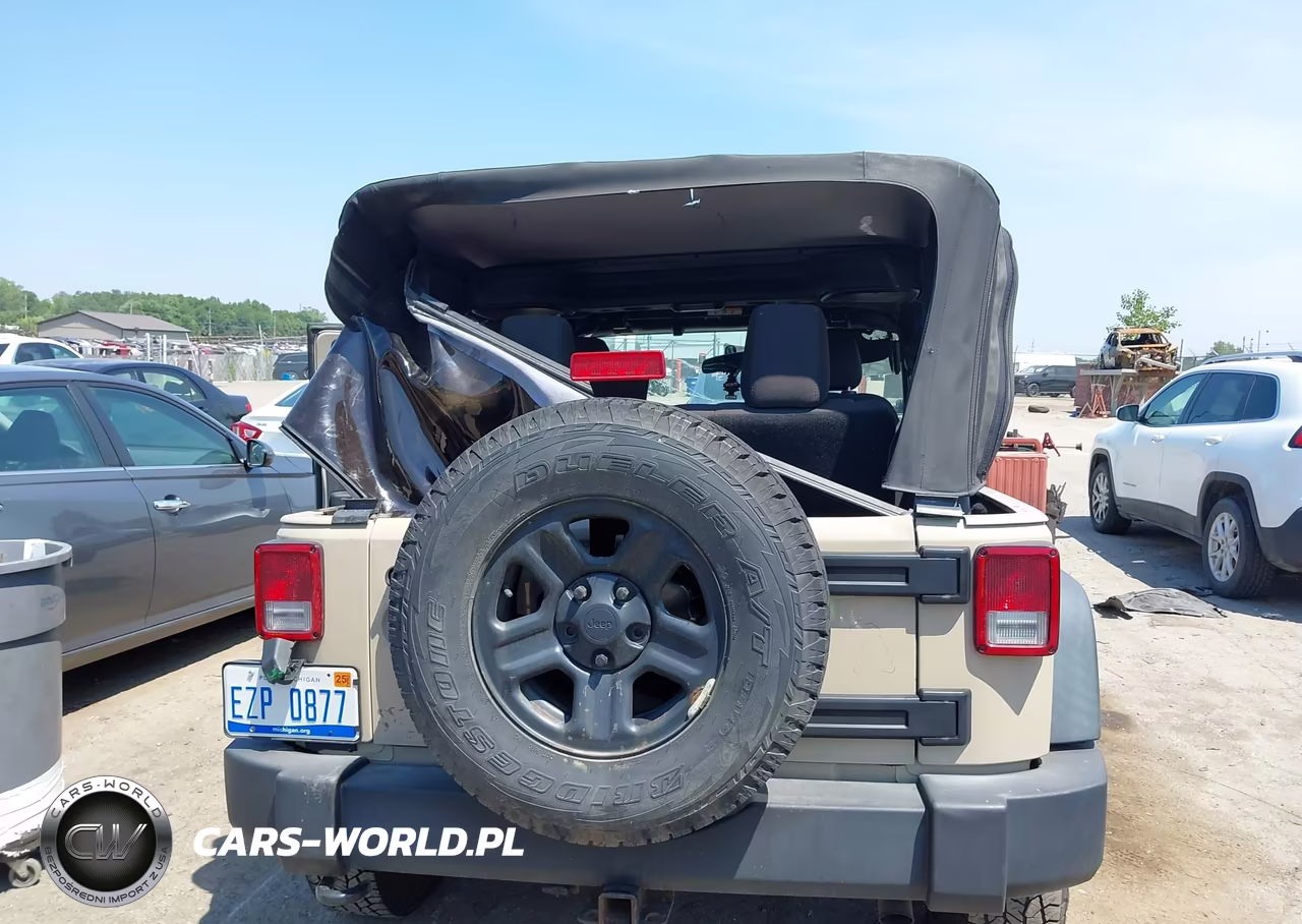 2016 Jeep Wrangler Sport VIN:1C4AJWAG5GL313716 - 16