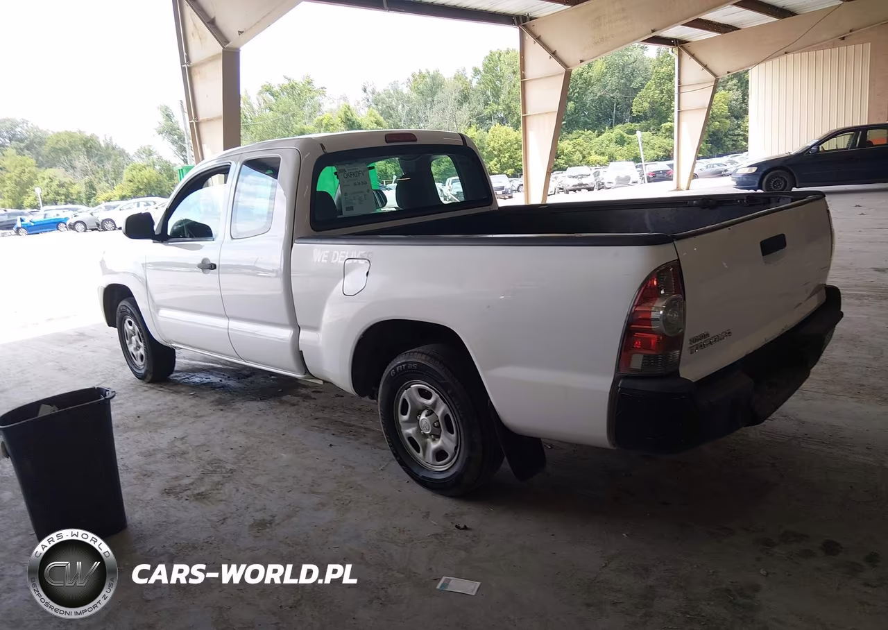 2015 Toyota Tacoma VIN:5TFTX4CN5FX054725 - 3