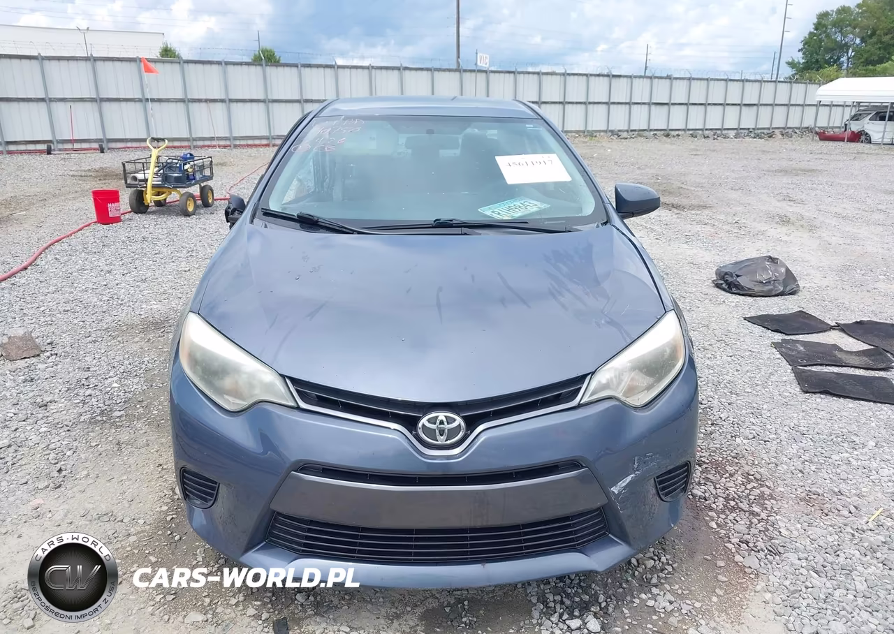 2015 Toyota Corolla Le VIN:2T1BURHE0FC334612 - 12