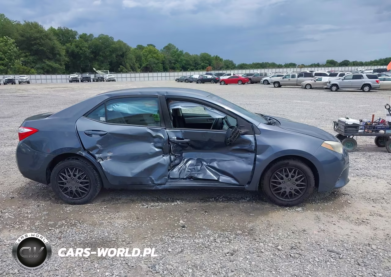 2015 Toyota Corolla Le VIN:2T1BURHE0FC334612 - 13