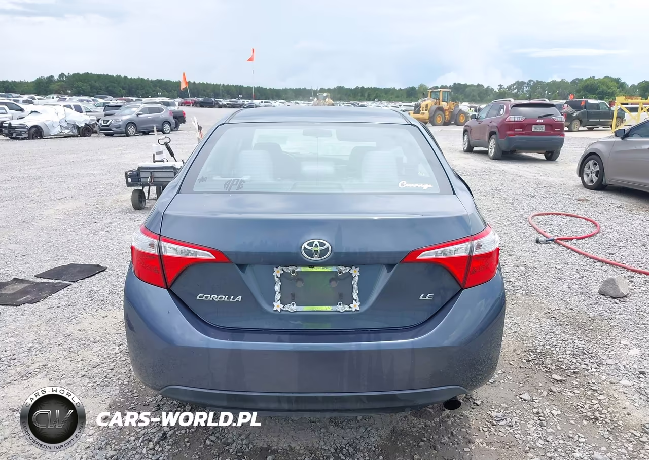 2015 Toyota Corolla Le VIN:2T1BURHE0FC334612 - 16