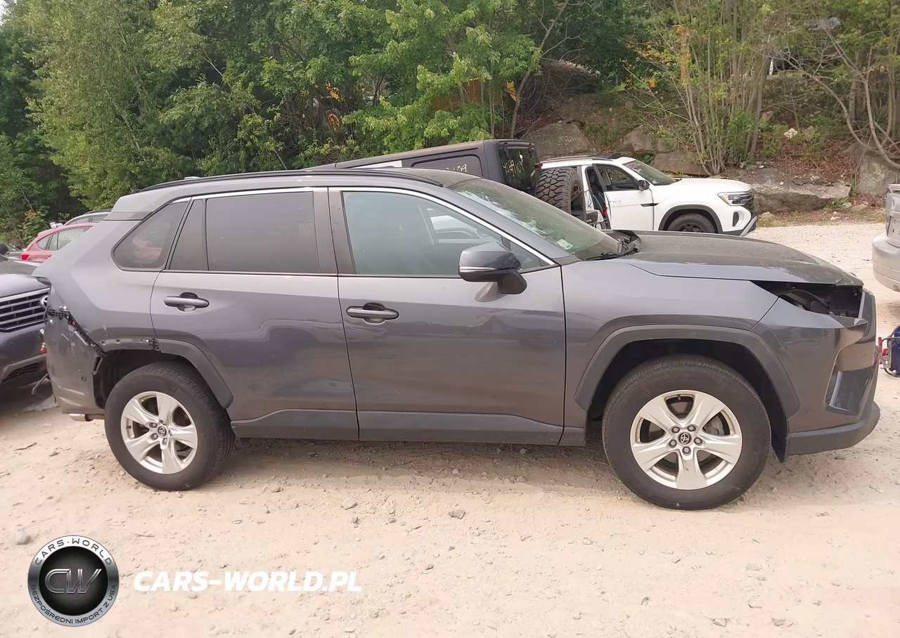 2020 Toyota Rav4 Xle VIN:2T3P1RFV2LC091941 - 14