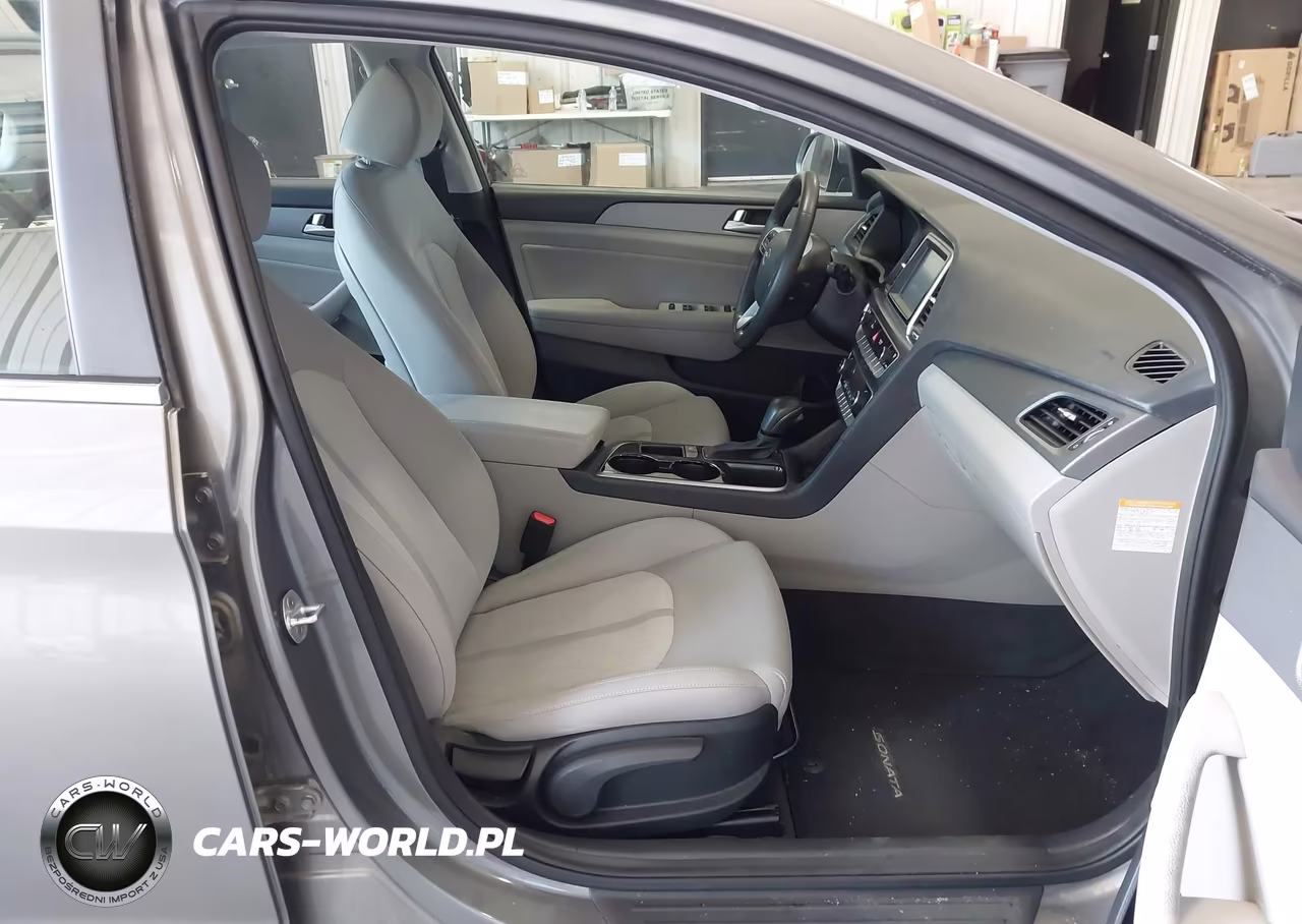 2018 Hyundai Sonata Hybrid Se VIN:KMHE24L33JA083752 - 5