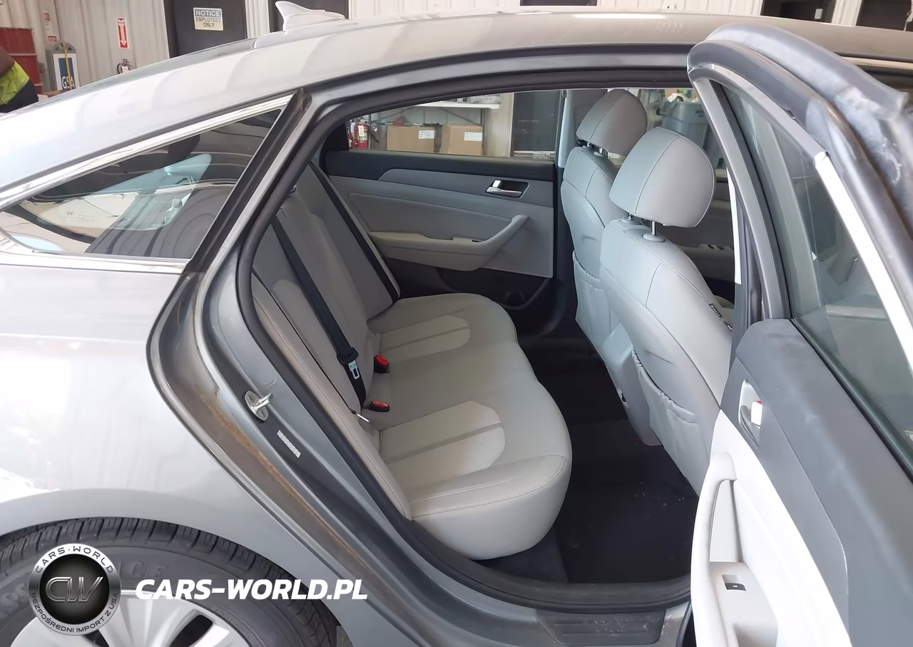 2018 Hyundai Sonata Hybrid Se VIN:KMHE24L33JA083752 - 8