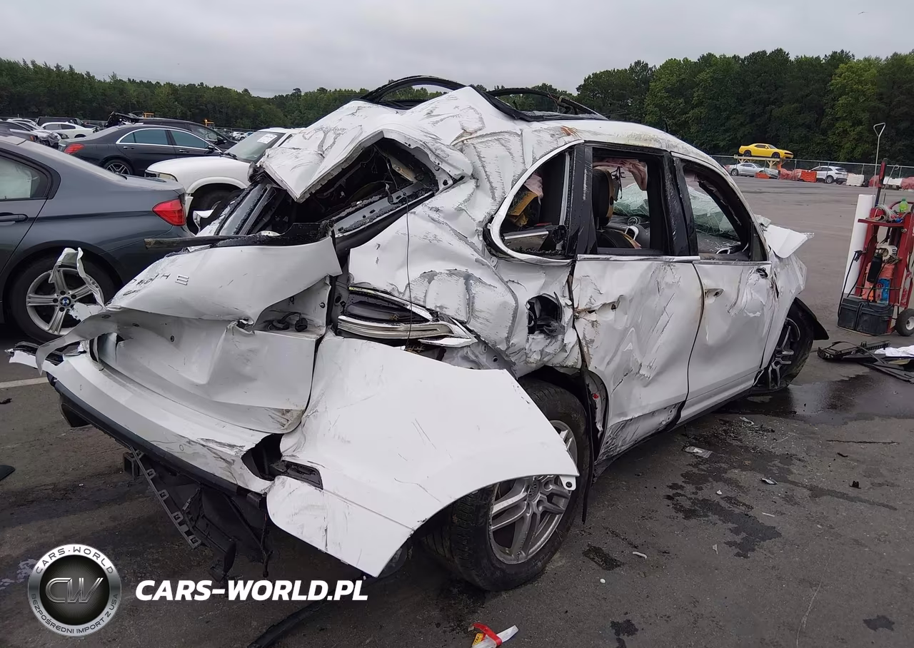 2016 Porsche Cayenne VIN:WP1AA2A22GLA04846 - 4