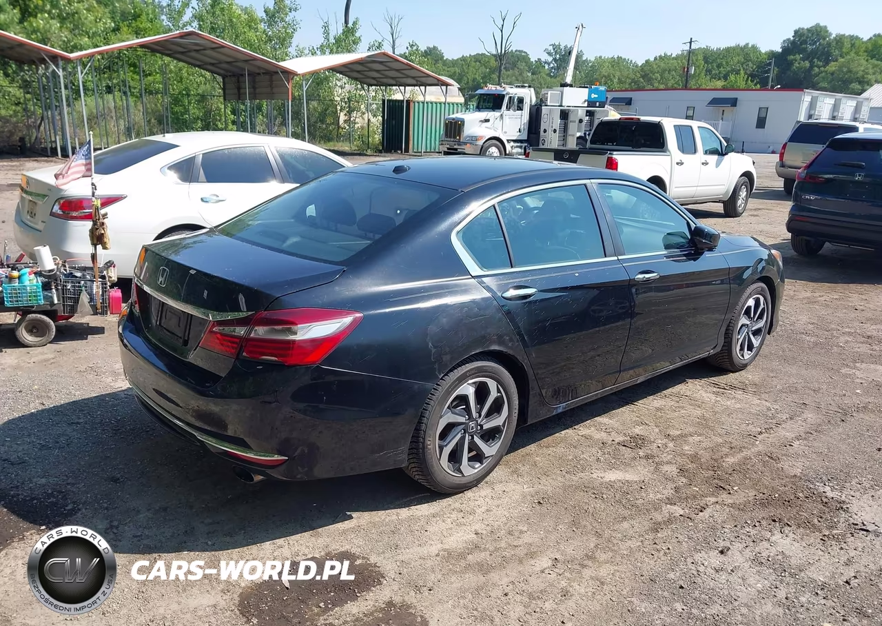 2017 Honda Accord Ex-L VIN:1HGCR2F98HA170439 - 4