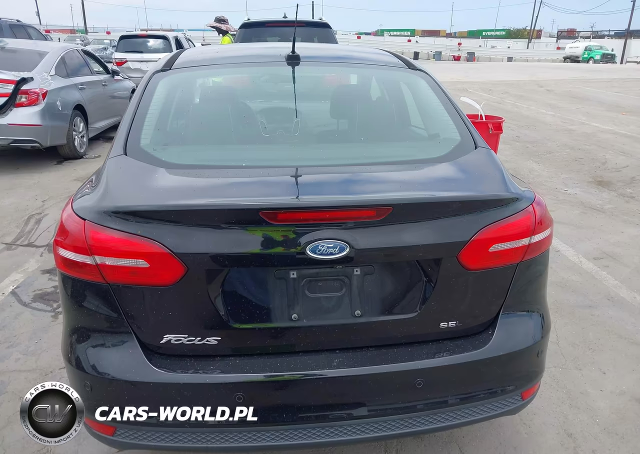 2018 Ford Focus Sel VIN:1FADP3H20JL270548 - 16