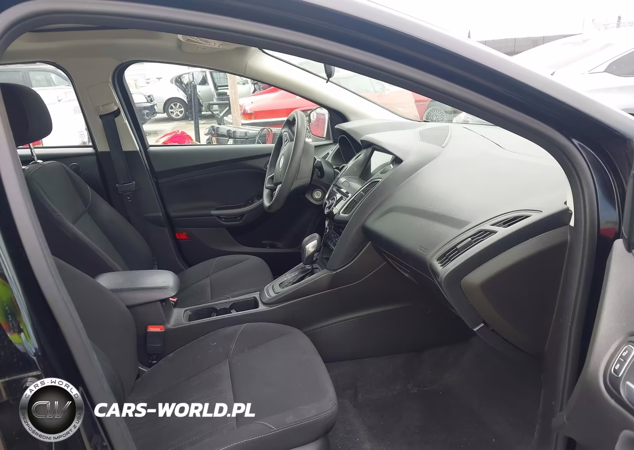 2018 Ford Focus Sel VIN:1FADP3H20JL270548 - 5