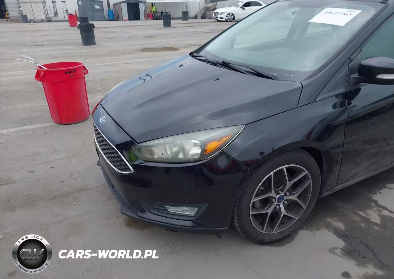 2018 Ford Focus Sel VIN:1FADP3H20JL270548 - 6